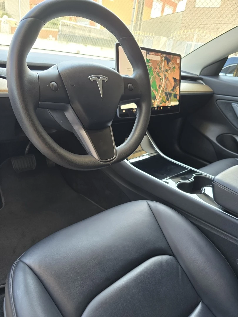Tesla Model 3 Long-Range Dual Motor AWD