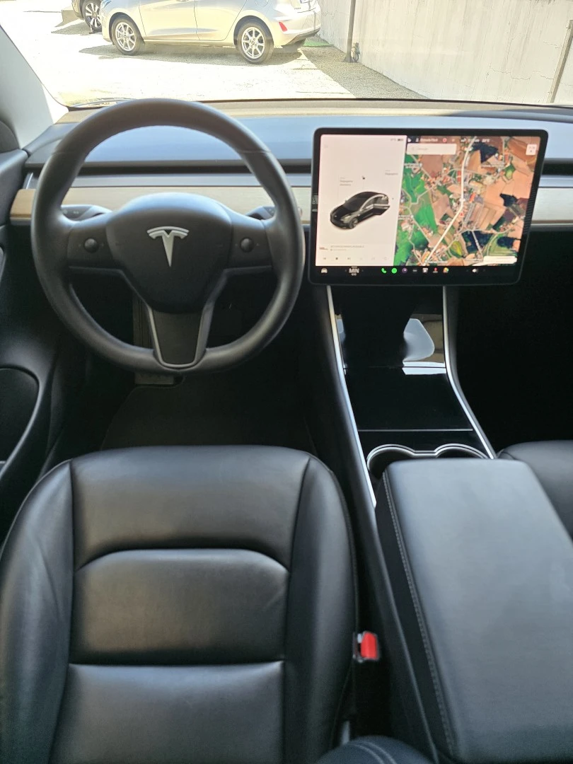 Tesla Model 3 Long-Range Dual Motor AWD