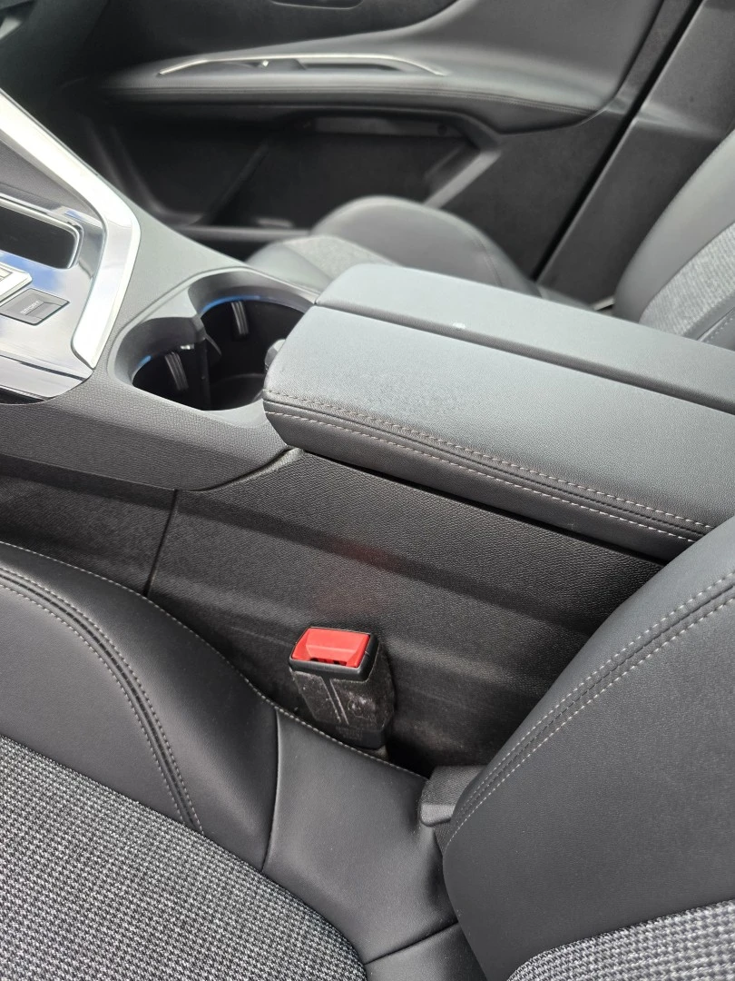 Peugeot 3008 1.2 PureTech Allure EAT8