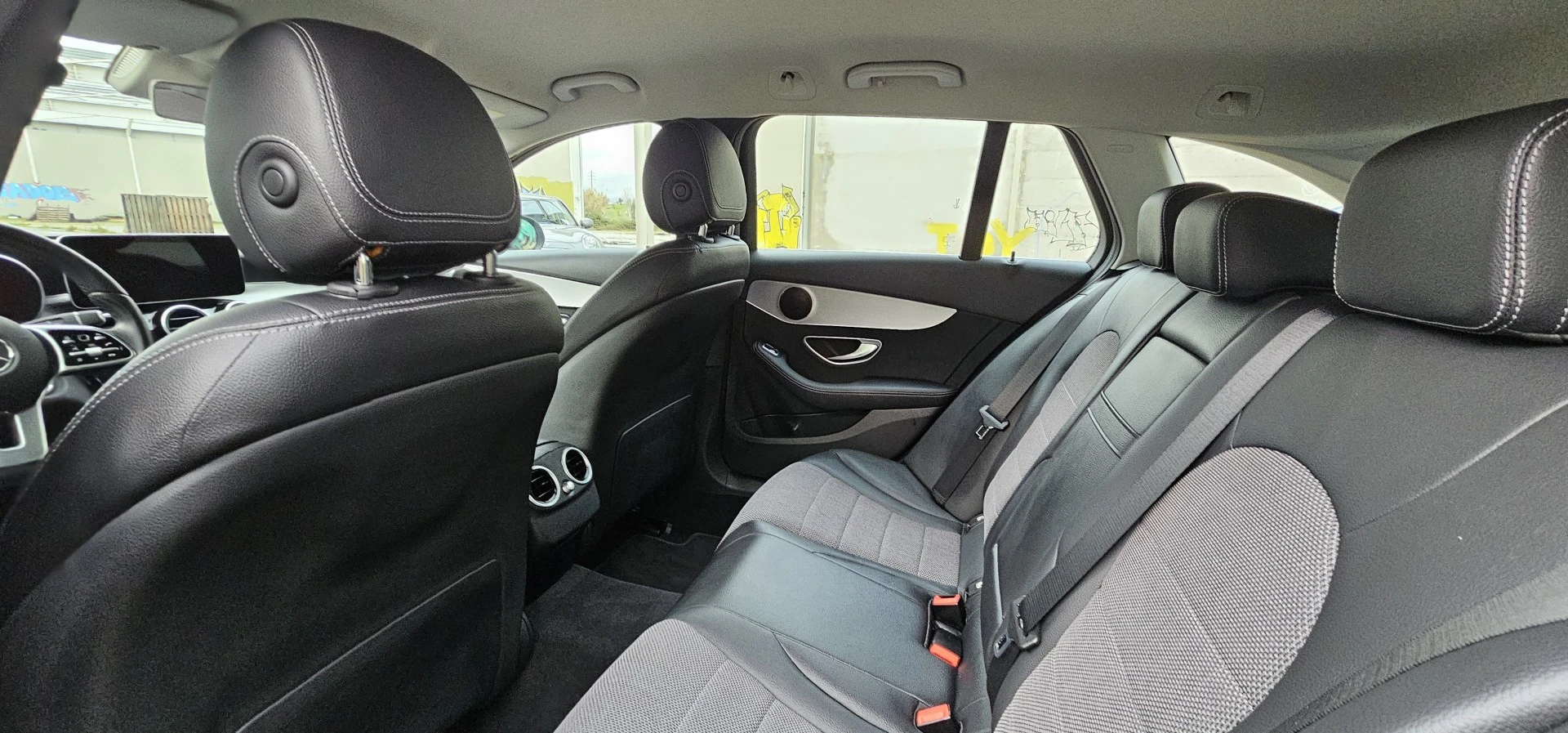 Mercedes-Benz C 300 BlueTEC Hybrid