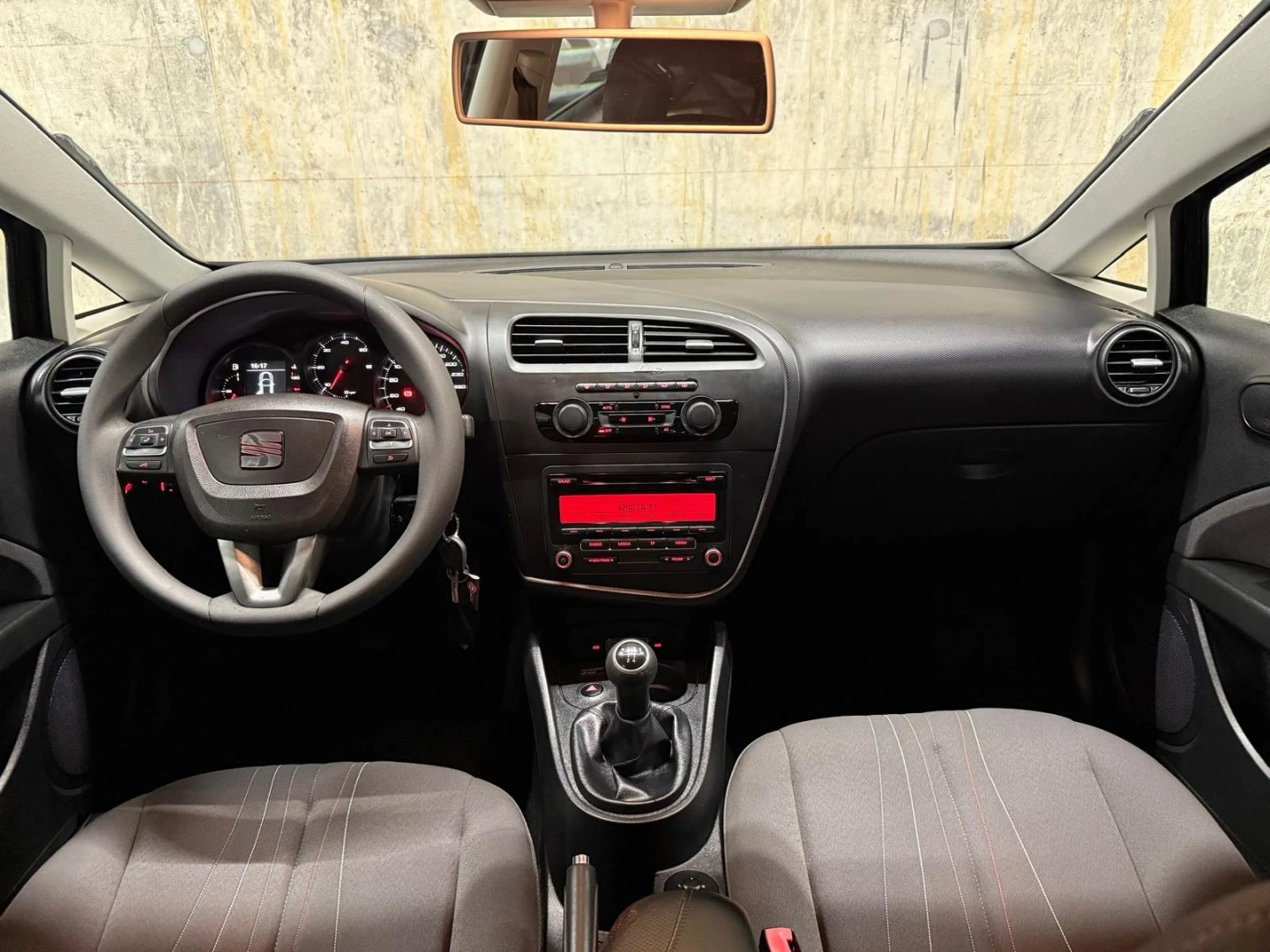 SEAT Leon 1.6 TDI Reference