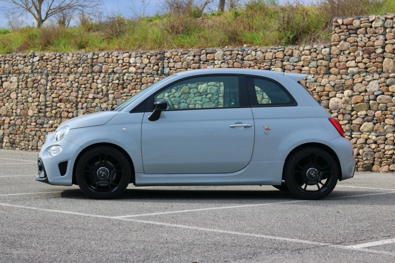 Abarth 595 1.4 T-Jet Competizione