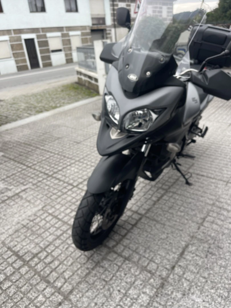 Suzuki DL  V-STRON 650