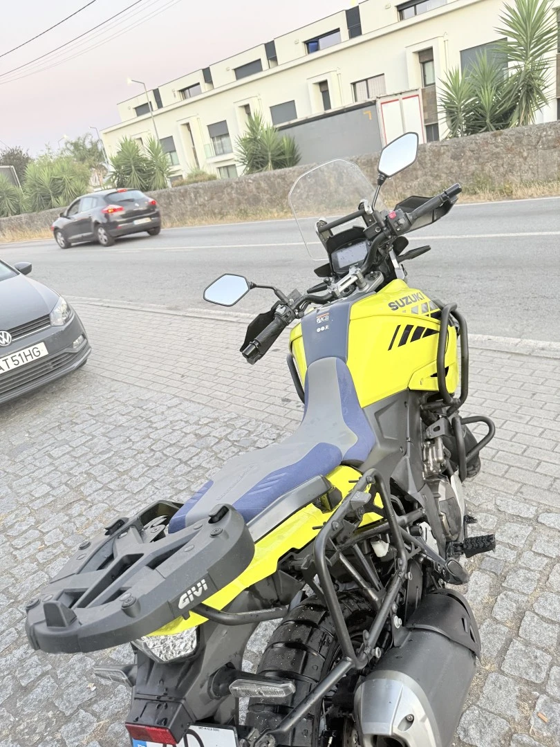 Suzuki DL  V  Strom 1050