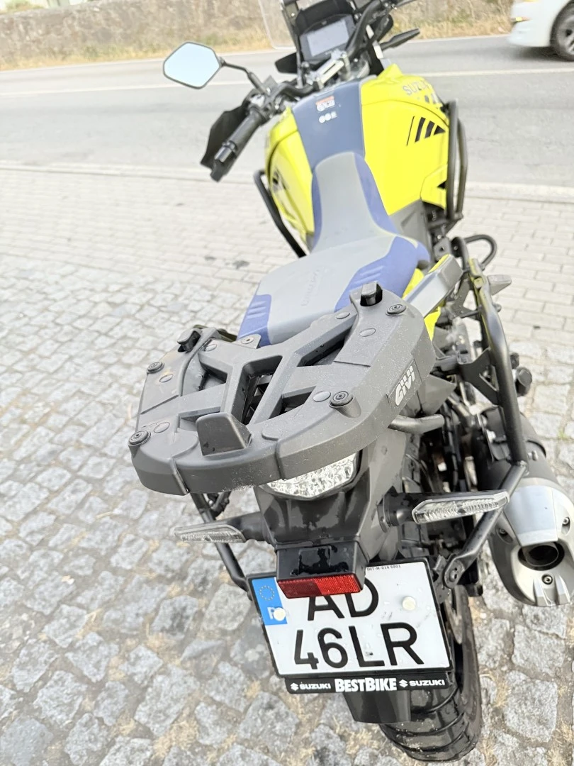 Suzuki DL  V  Strom 1050