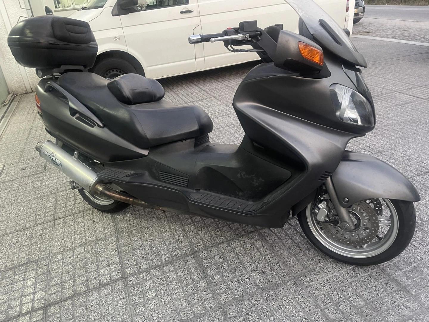 Suzuki Burgman  EXECUTIVE