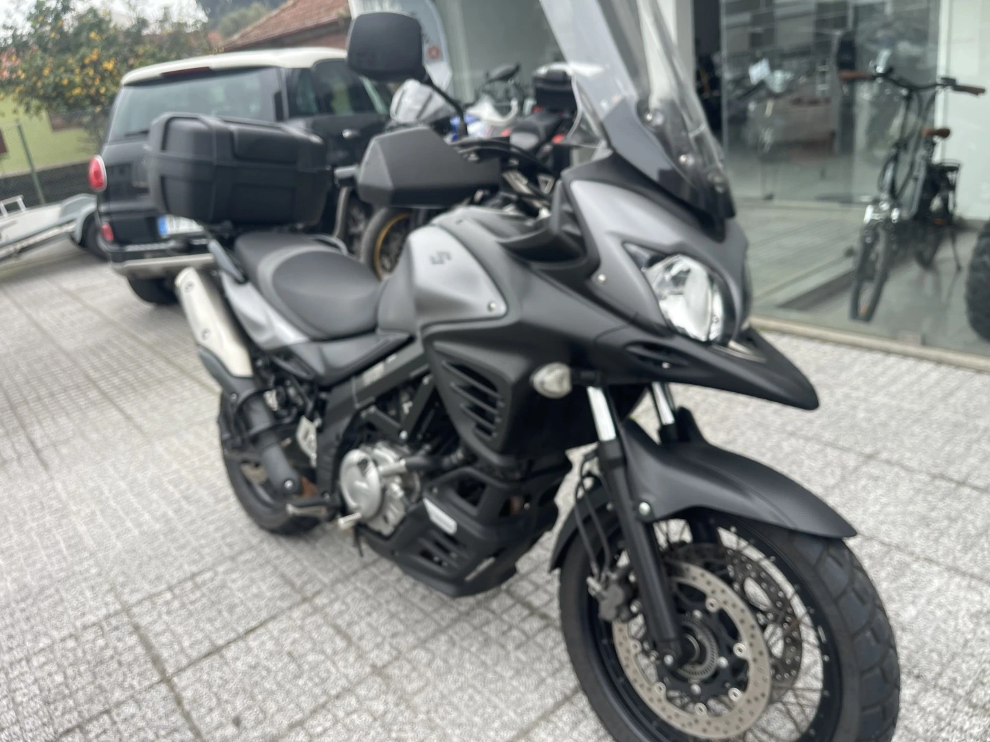 Suzuki DL  V-STRON 650