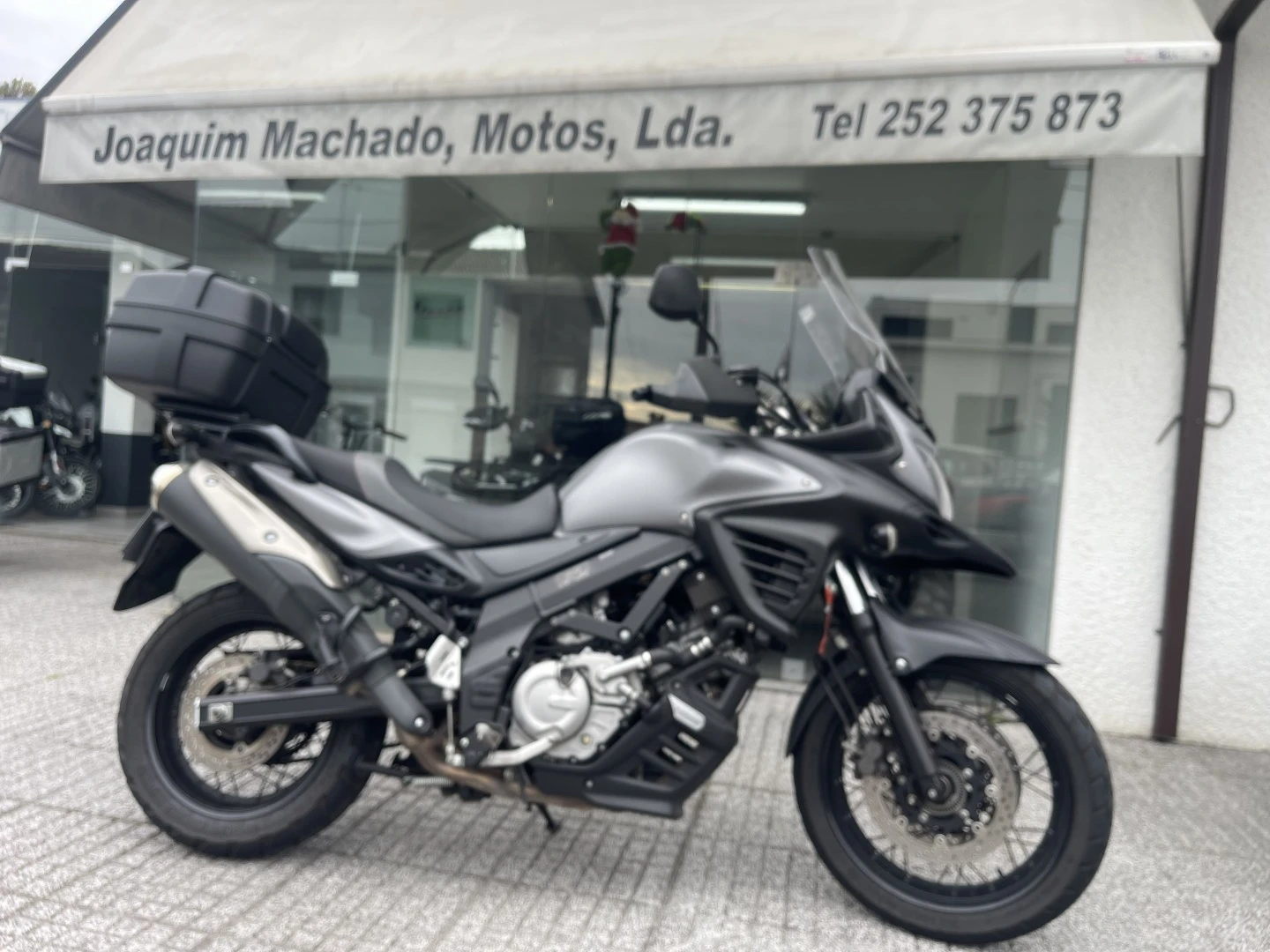 Suzuki DL  V-STRON 650