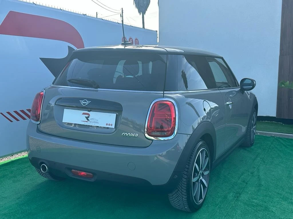 MINI Cooper Standard