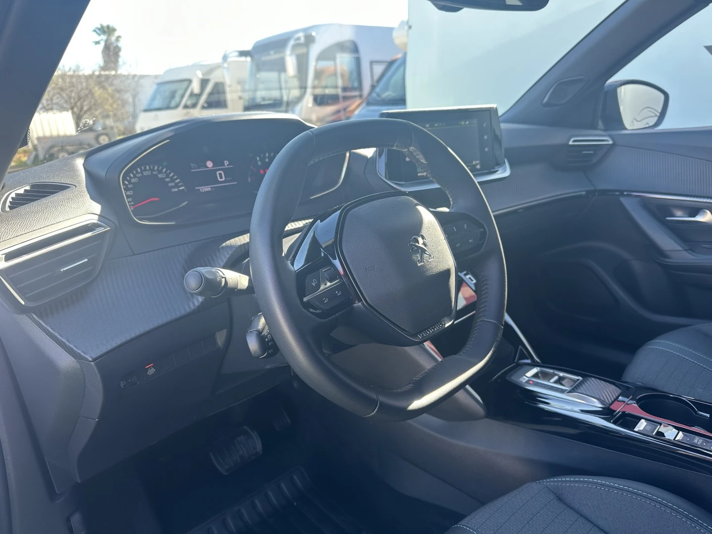 Peugeot 2008 1.2 PureTech Allure EAT8