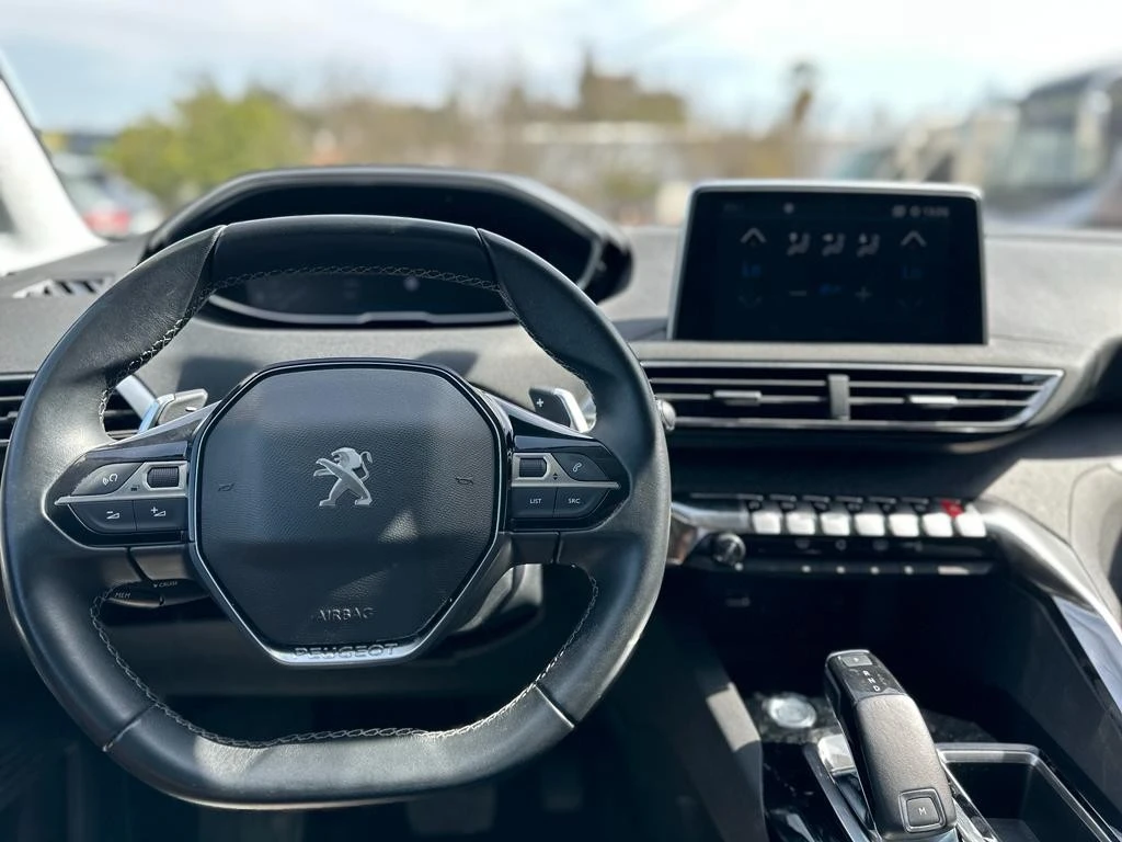 Peugeot 5008 1.5 BlueHDi Allure EAT8