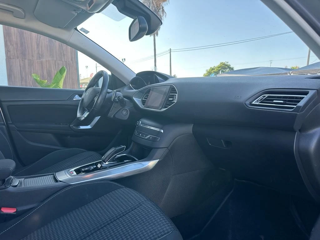 Peugeot 308 1.5 BlueHDi Active Pack EAT8