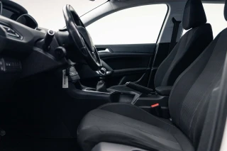 Peugeot 308 1.6 e-HDi Active J17