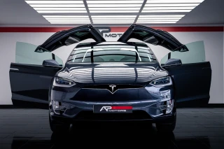 Tesla Model X 100D