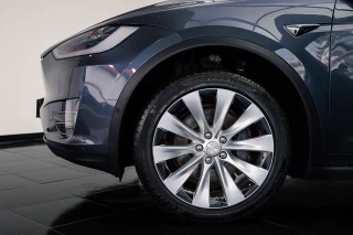 Tesla Model X 100D