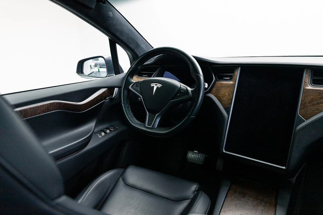 Tesla Model X 100D