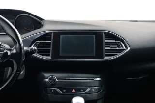 Peugeot 308 1.6 e-HDi Active J17