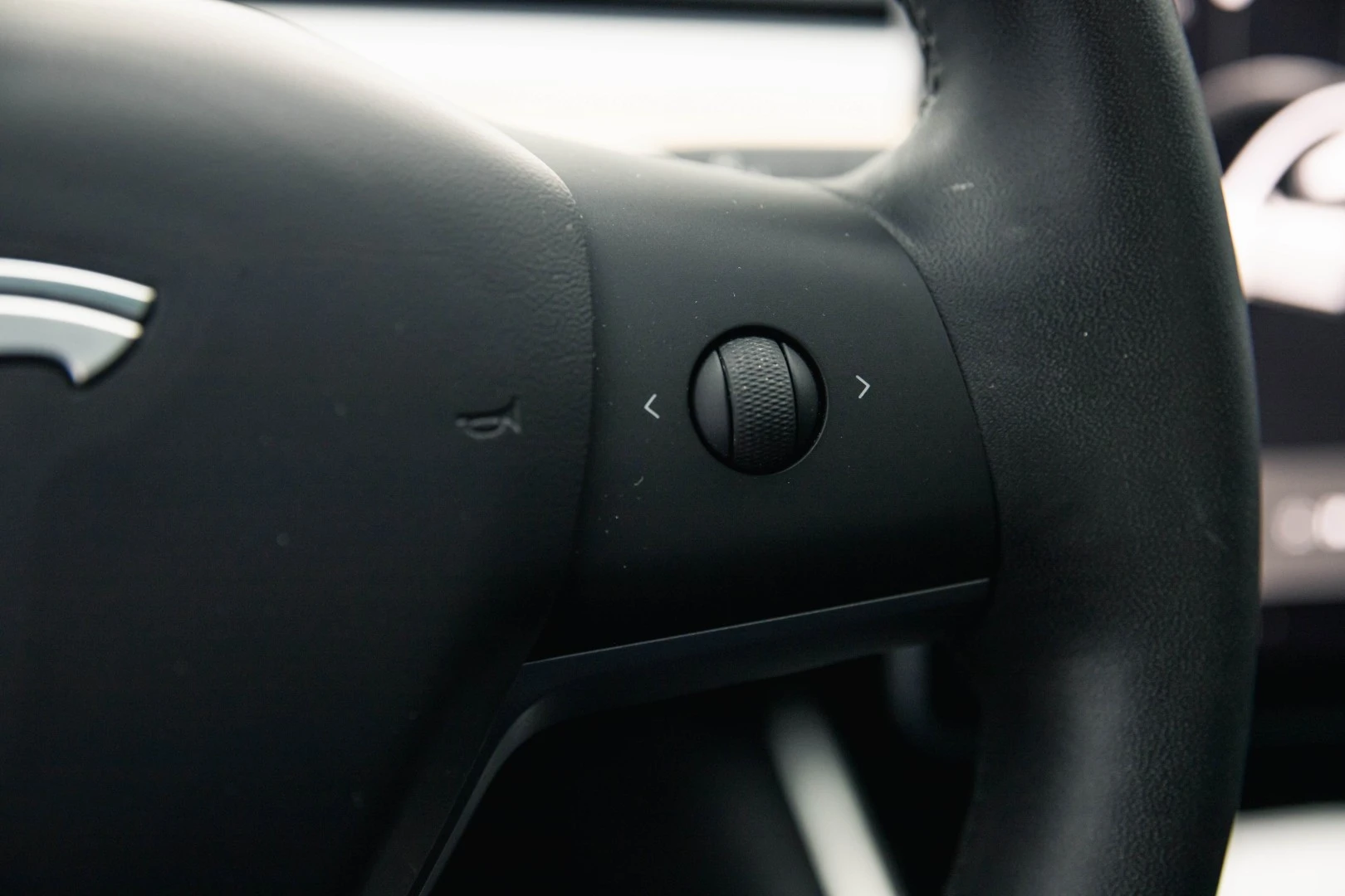 Tesla Model 3 Standard Range Plus RWD