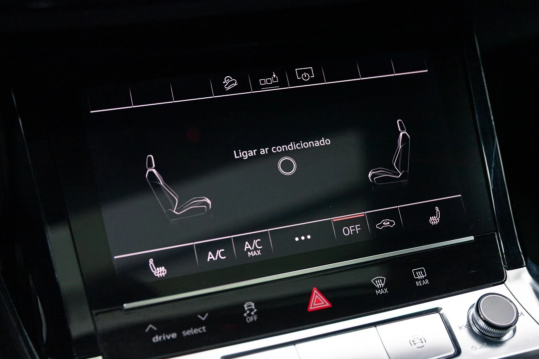 Audi e-tron 50 quattro