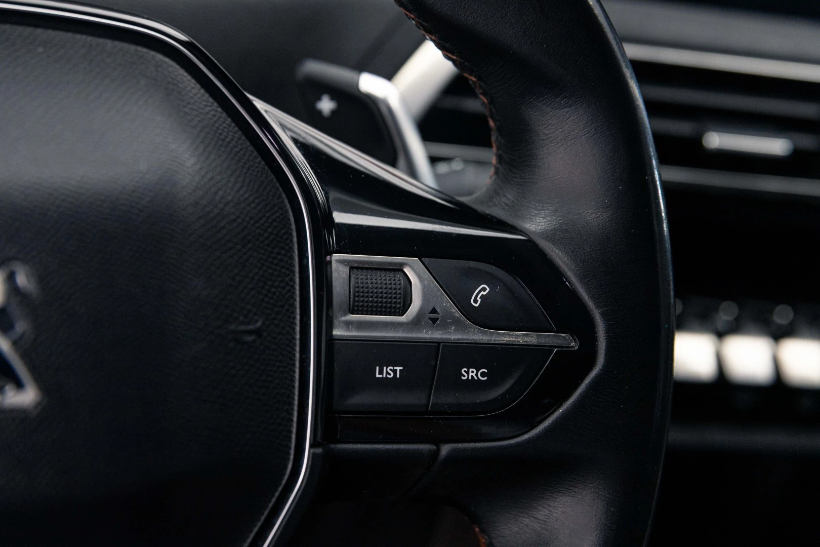 Peugeot 3008 1.6 BlueHDi Style EAT6