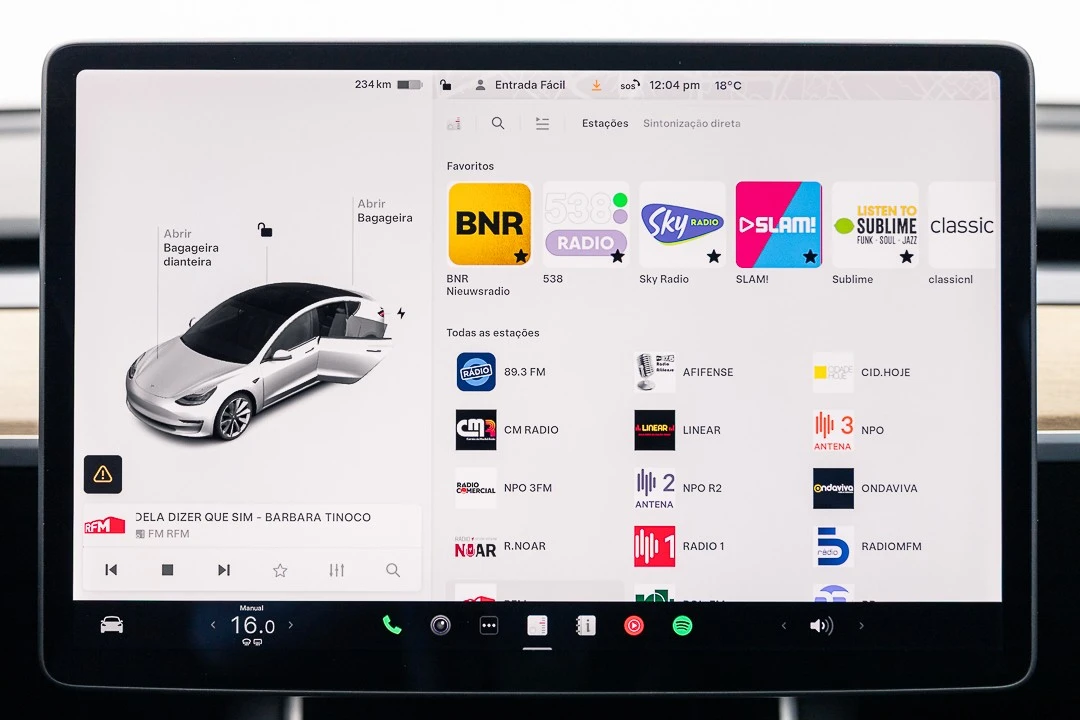 Tesla Model 3 Long-Range Dual Motor AWD