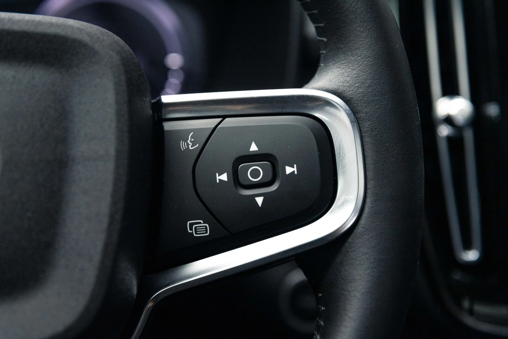 Volvo XC 40 1.5 T5 PHEV Momentum