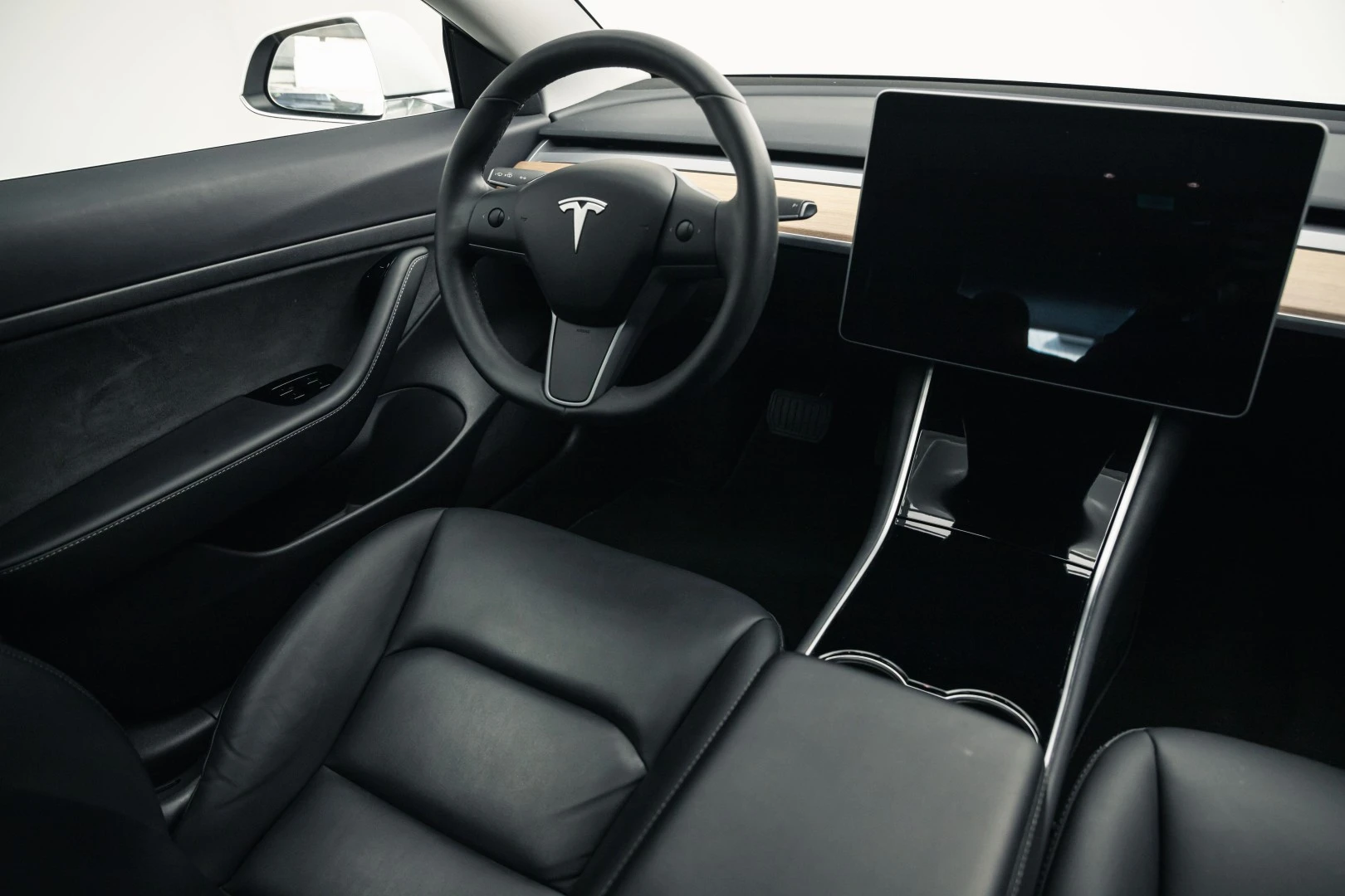 Tesla Model 3 Standard Range Plus RWD