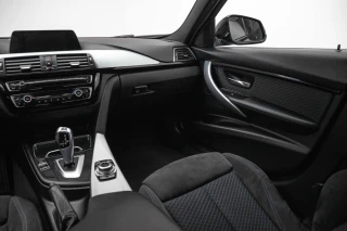 BMW 318 d Touring Pack M Auto