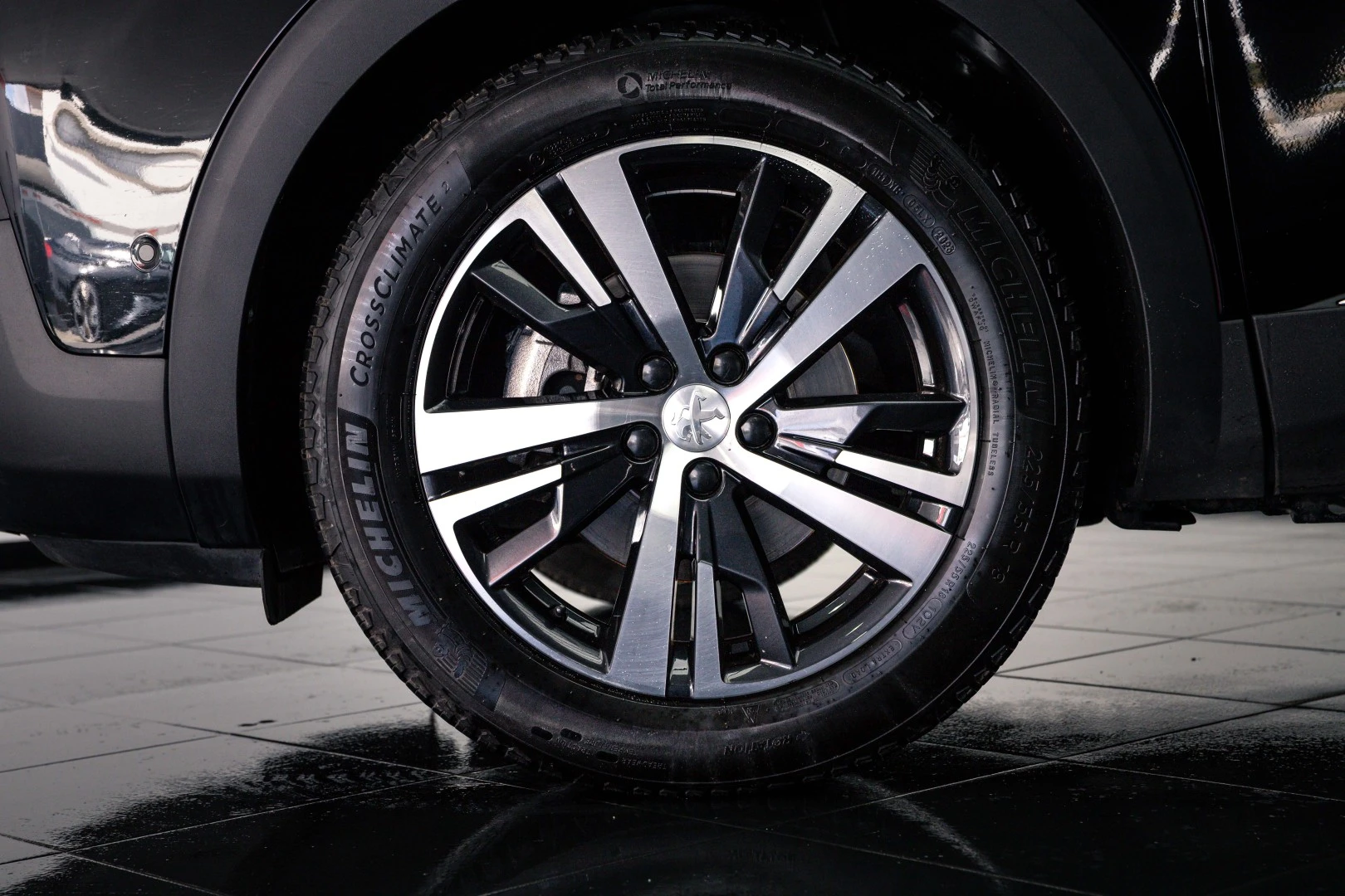 Peugeot 5008 1.5 BlueHDi Allure EAT8