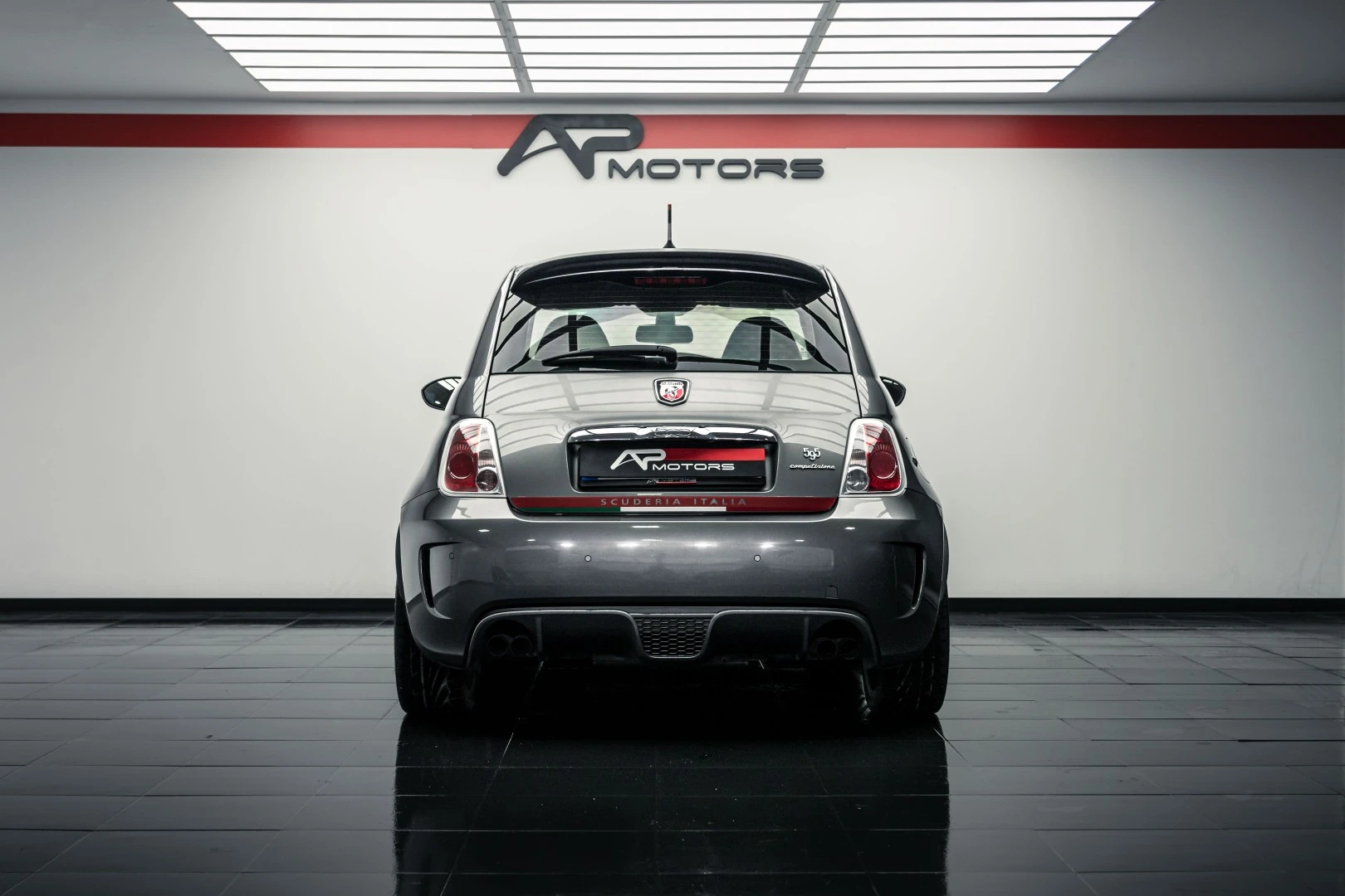 Abarth 595 SCUDERIA ITALIA