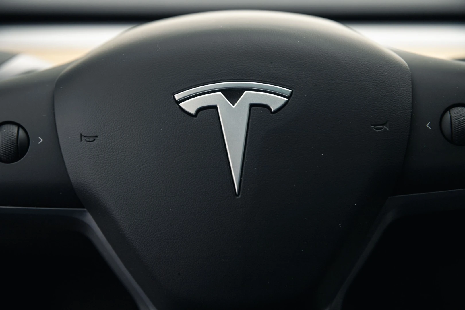 Tesla Model 3 Standard Range Plus RWD