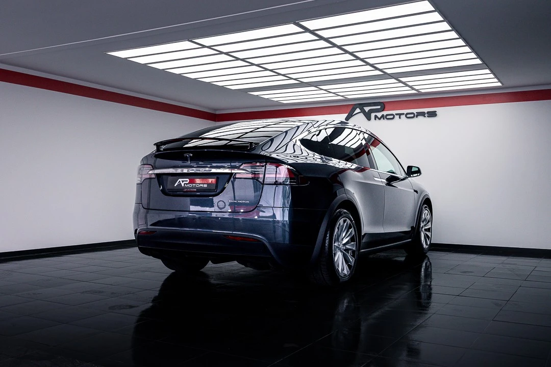 Tesla Model X 100D