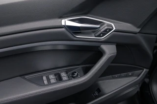 Audi e-tron 50 quattro