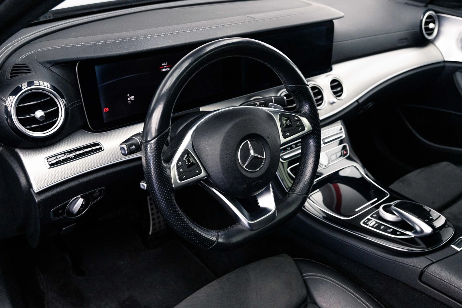 Mercedes-Benz E 220 D AMG