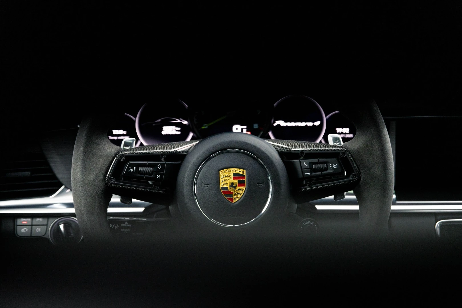Porsche Panamera Sport Turismo 4 E-Hybrid Platinum Edition