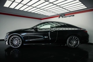 Mercedes-Benz E 220 d AMG Line