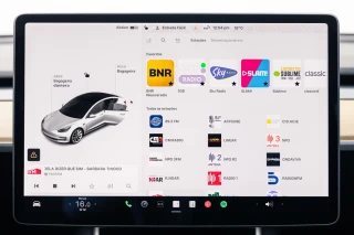 Tesla Model 3 Long-Range Dual Motor AWD
