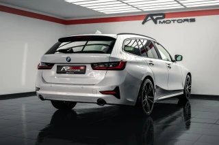 BMW 318 d Touring Auto
