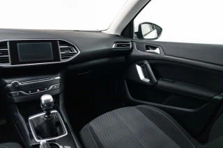 Peugeot 308 1.6 e-HDi Active J17