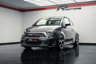 Abarth 595 SCUDERIA ITALIA