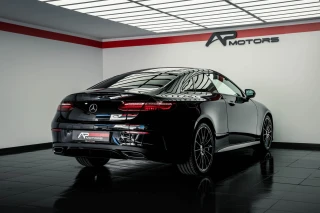 Mercedes-Benz E 220 d AMG Line