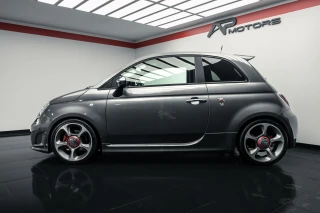 Abarth 595 SCUDERIA ITALIA