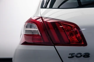 Peugeot 308 1.6 e-HDi Active J17