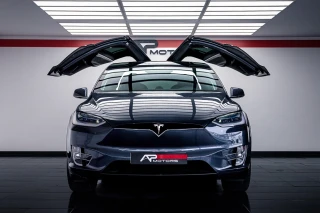 Tesla Model X 100D