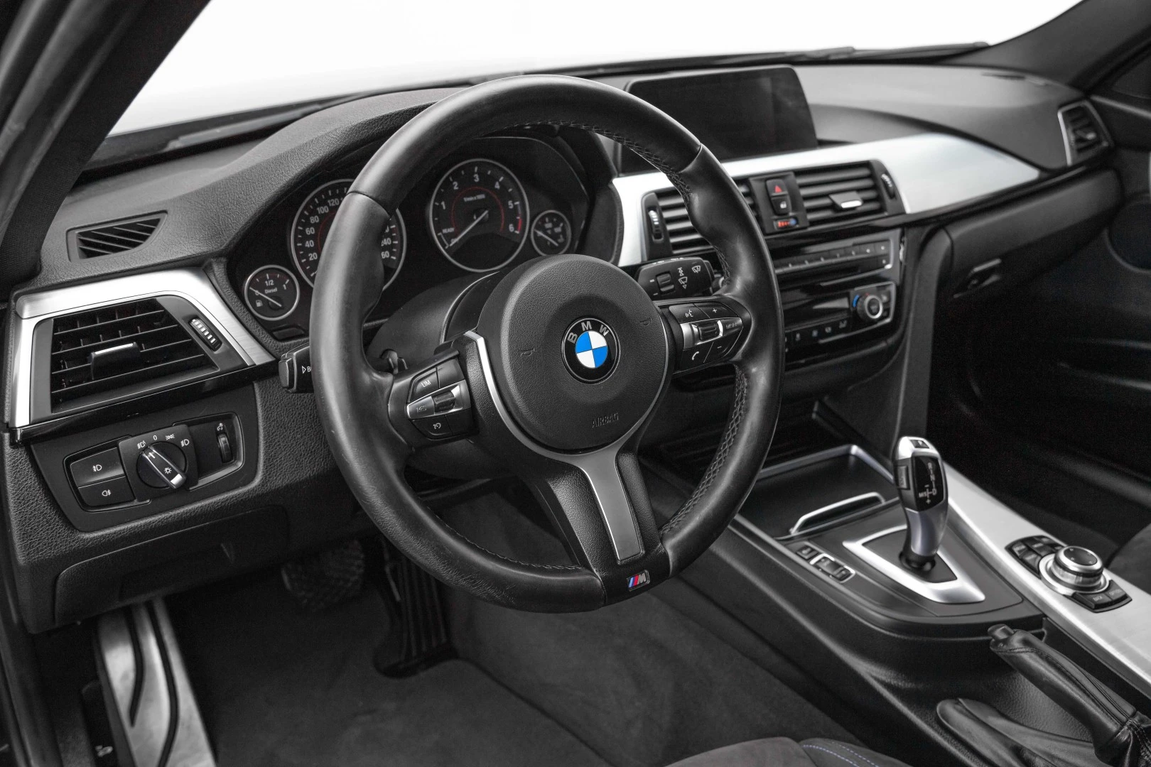 BMW 318 d Touring Pack M Auto