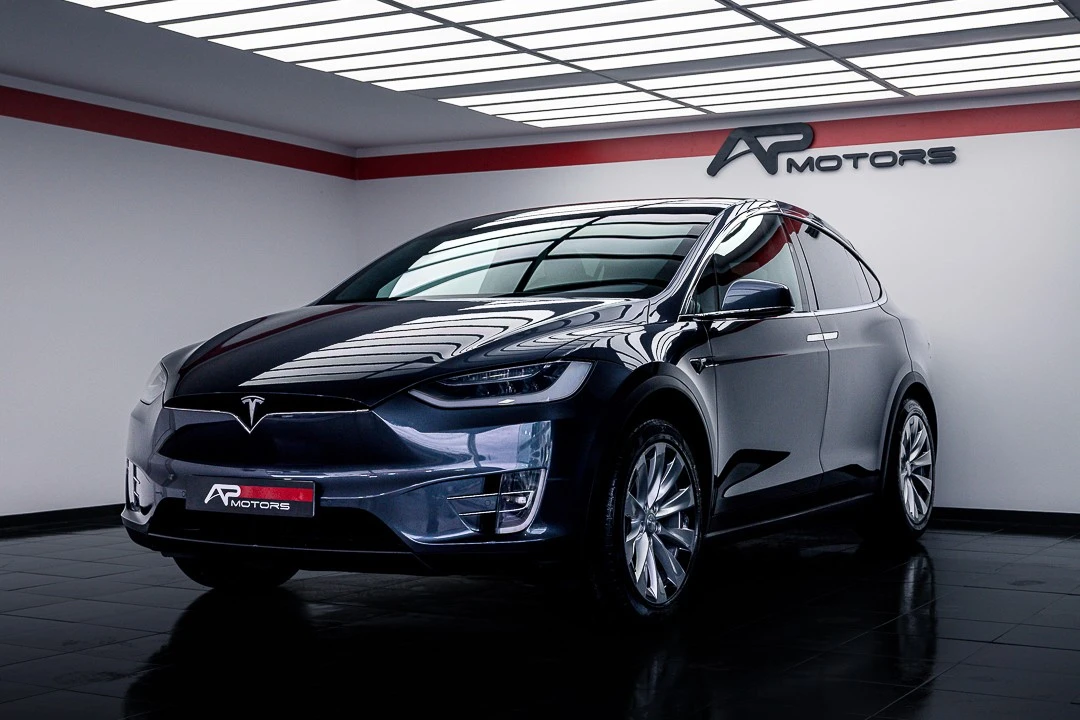 Tesla Model X 100D