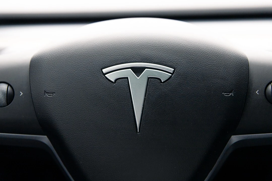 Tesla Model 3 Long-Range Dual Motor AWD