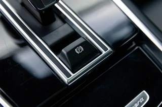 Porsche Panamera Sport Turismo 4 E-Hybrid Platinum Edition