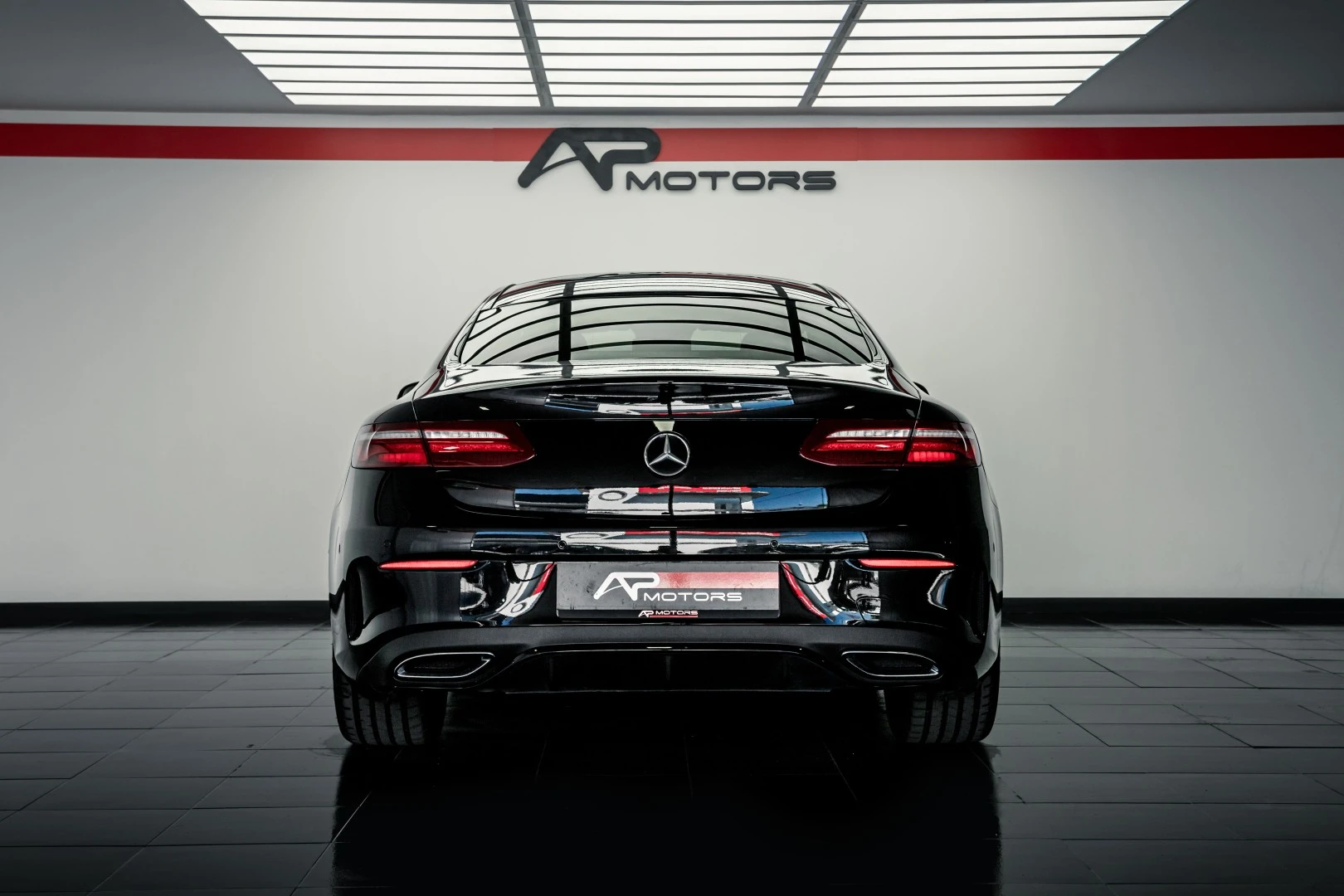 Mercedes-Benz E 220 d AMG Line