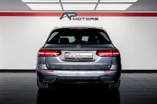 Mercedes-Benz E 220 D AMG